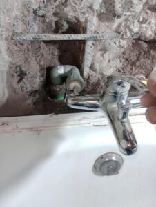 Reparación de Filtraciones en Santiago 1 filtracion